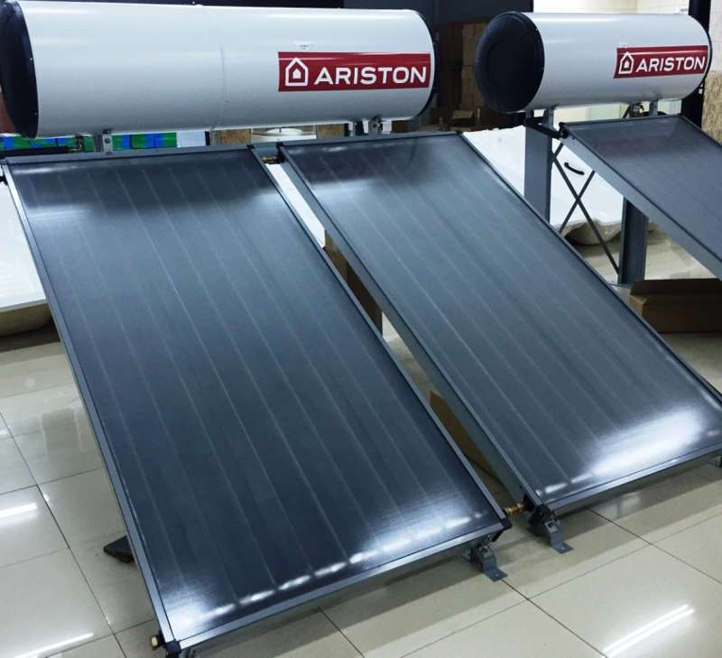 Bạn chỉ cần lắp một cái máy năng lượng mặt trời là đủ dùng cho tất cả. Bạn chỉ cần lắp một cái máy năng lượng mặt trời là đủ dùng cho tất cả.